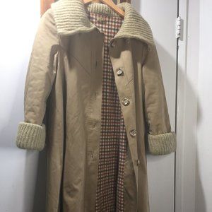 VINTAGE LONG TRENCH COATS ( TAKING OFFER, THE BEST OFFER)